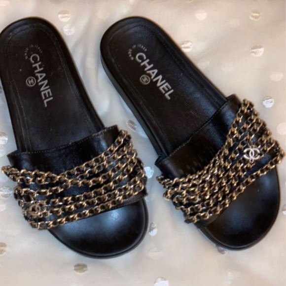 Chanel slides - Picture 2 of 5